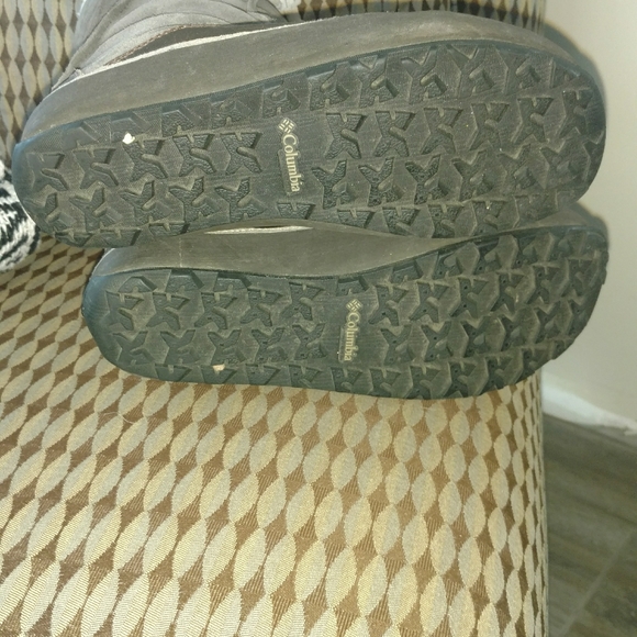 Columbia Moccasin Boots - Picture 6 of 6